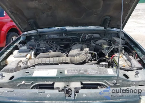 2002 Ford Ranger Edge/Tremor/Xlt from USA, damaged, VIN 1FTYR44V92PB41553